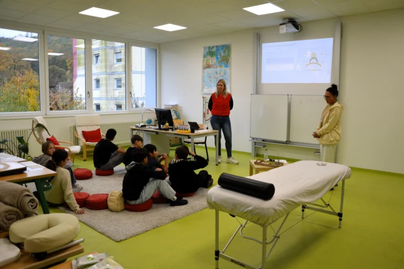 Workshop „Stark sein beginnt bei mir“ mit Massageliegen beim Präventionstag 2026